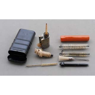RG 57 - Weapons Cleaning Kit