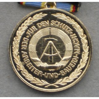 Medaille fr langjhrige Pflichterfllung in der Landesverteidigung, Gold 40